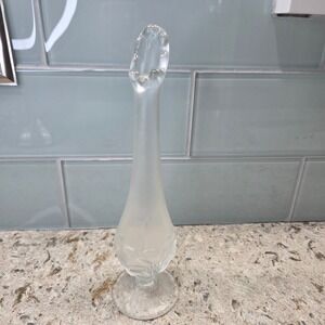 Vintage‎ Fenton Glass Vase Frosted Bud Vase Floral Design Elegant Table Decor